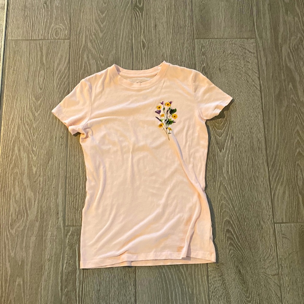 Pink t shirt